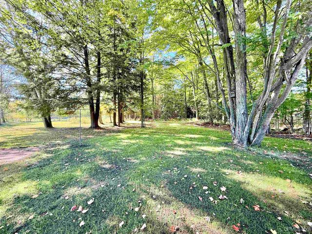 7403 County 426 M.5 Road, Gladstone, MI 49837