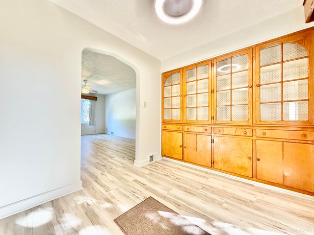 7403 County 426 M.5 Road, Gladstone, MI 49837