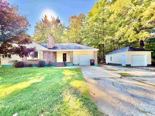 7403 County 426 M.5 Road, Gladstone, MI 49837