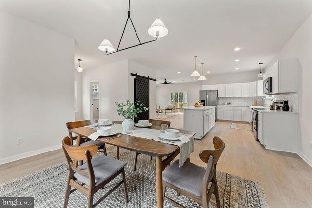 515 CONSTITUTION BLVD, Locust Grove, VA 22508