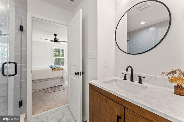 515 CONSTITUTION BLVD, Locust Grove, VA 22508