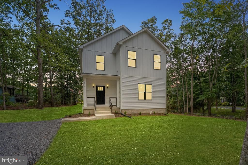 515 CONSTITUTION BLVD, Locust Grove, VA 22508