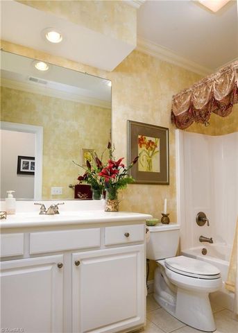 1079 Muirfield Avenue, Clemmons, NC 27012