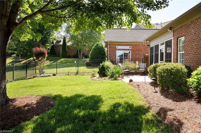 1079 Muirfield Avenue, Clemmons, NC 27012