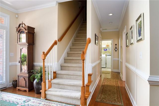 1079 Muirfield Avenue, Clemmons, NC 27012