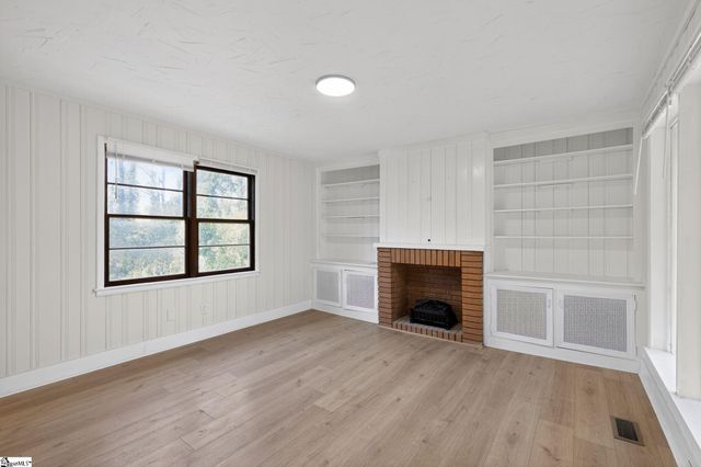 326 Merideth Circle, Spartanburg, SC 29306