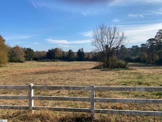 00 252 Highway, Laurens, SC 29360
