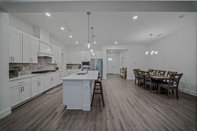 15206 Bethel Heights Road, Gentry, AR 72734