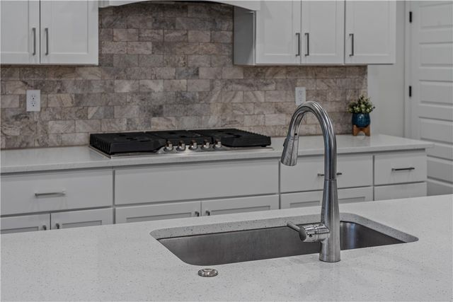 15206 Bethel Heights Road, Gentry, AR 72734