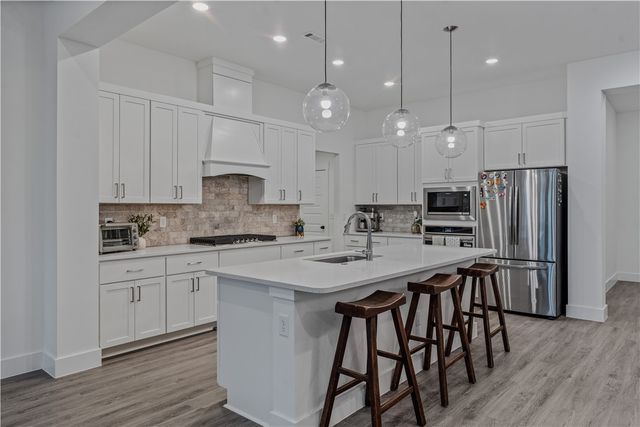 15206 Bethel Heights Road, Gentry, AR 72734