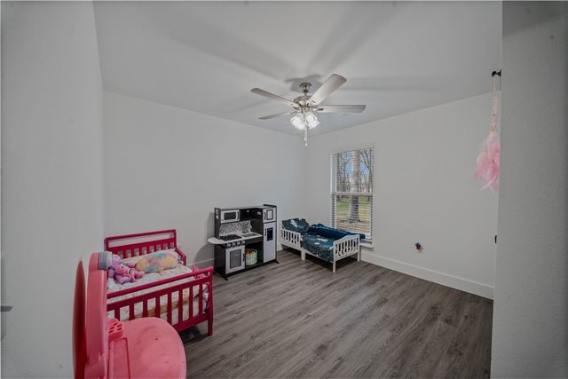 15206 Bethel Heights Road, Gentry, AR 72734