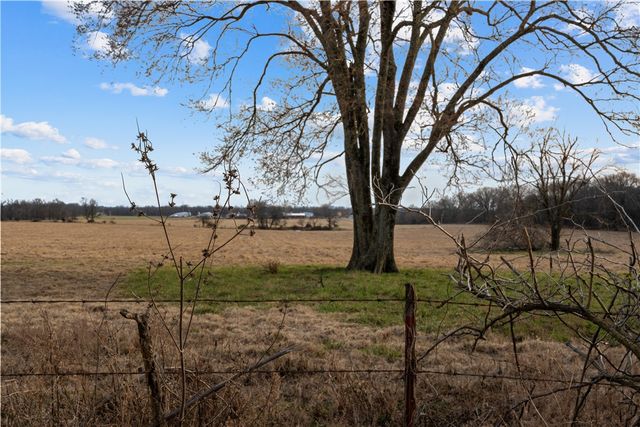 15206 Bethel Heights Road, Gentry, AR 72734