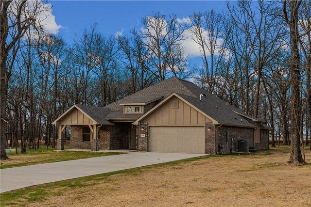 15206 Bethel Heights Road, Gentry, AR 72734