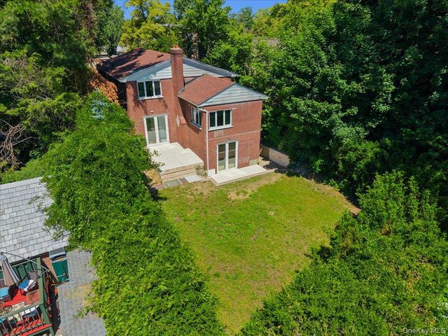 8549 Avon Street, Jamaica Estates, NY 11432