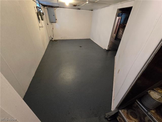 1043 Oakland Avenue, Akron, OH 44310