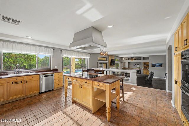 1102 N NASSAU --, Mesa, AZ 85205