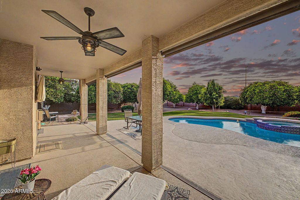 Image 40 of property listing at 1102 N NASSAU --, Mesa, AZ 85205