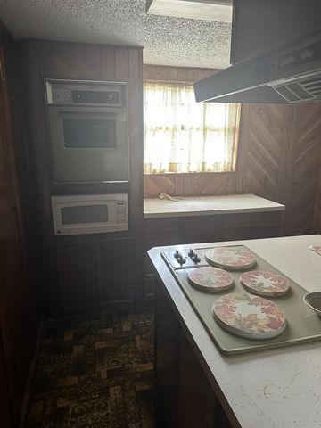 112 E Broadway, 116, New Home, TX 79383