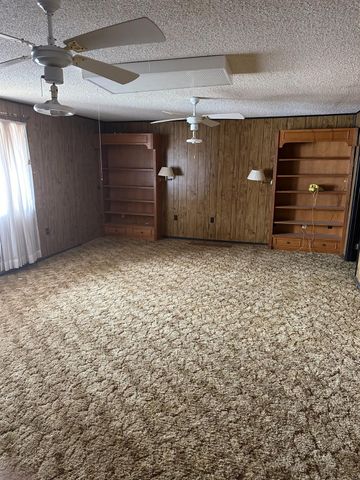 112 E Broadway, 116, New Home, TX 79383