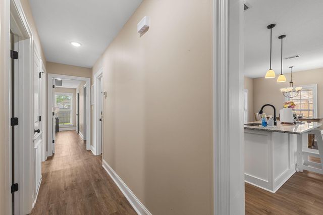 28 E Andover, Hattiesburg, MS 39402