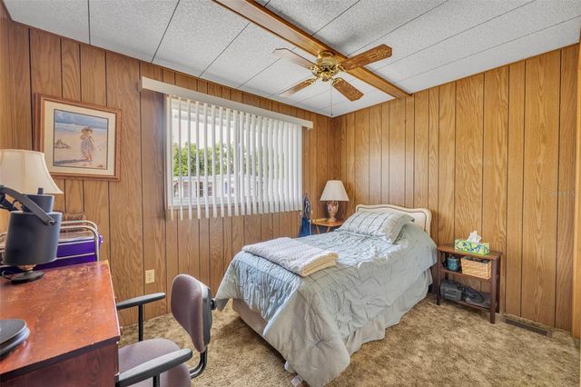 270 PALAI AVENUE, Leesburg, FL 34788