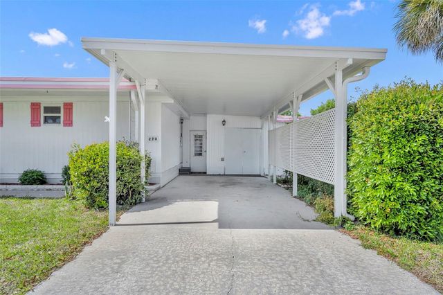 270 PALAI AVENUE, Leesburg, FL 34788