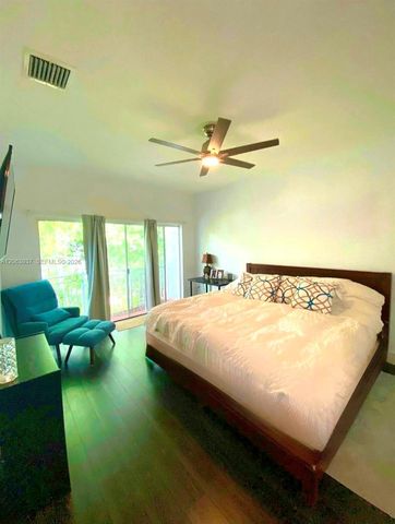 2732 SW 26th St 2732, Miami, FL 33133