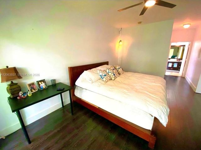 2732 SW 26th St 2732, Miami, FL 33133
