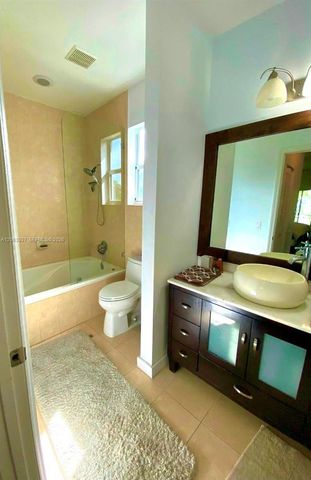 2732 SW 26th St 2732, Miami, FL 33133