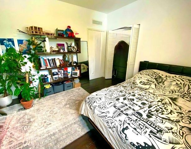 2732 SW 26th St 2732, Miami, FL 33133