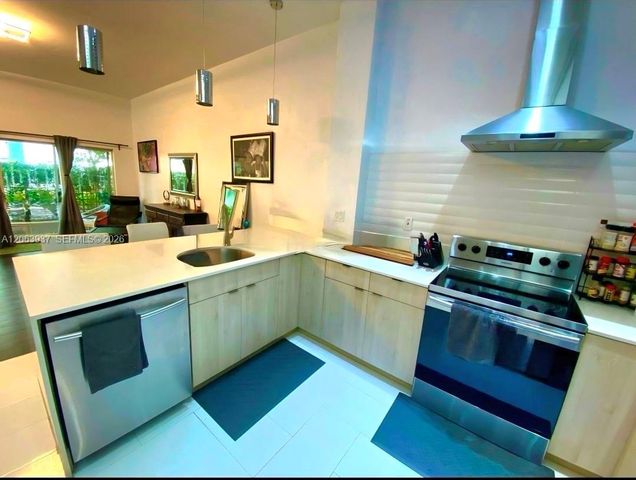 2732 SW 26th St 2732, Miami, FL 33133