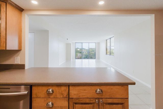 100 OAKMONT LANE 507, Belleair, FL 33756