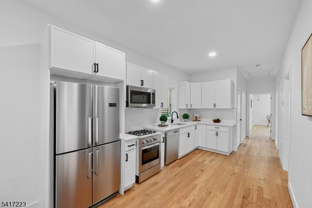 3 Terrace Pl, Belleville Twp., NJ 07109