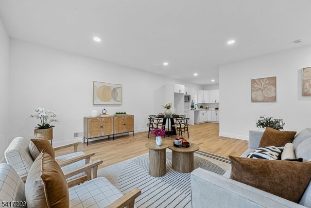 3 Terrace Pl, Belleville Twp., NJ 07109