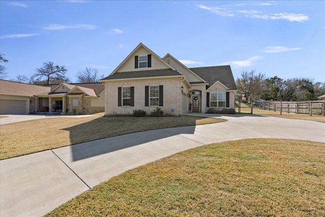 1409 Old Mill RD, Salado, TX 76571