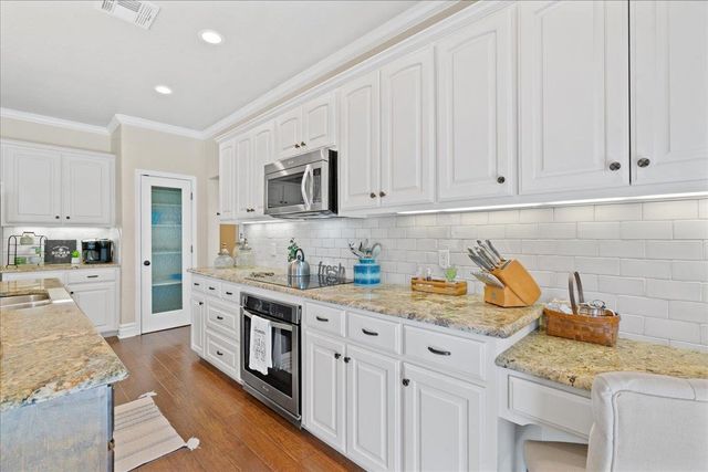 1409 Old Mill RD, Salado, TX 76571