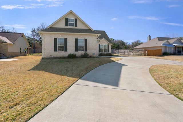 1409 Old Mill RD, Salado, TX 76571