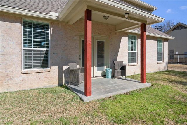 1409 Old Mill RD, Salado, TX 76571