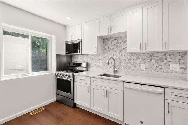 47 Bayberry Drive 2, Sharon, MA 02067