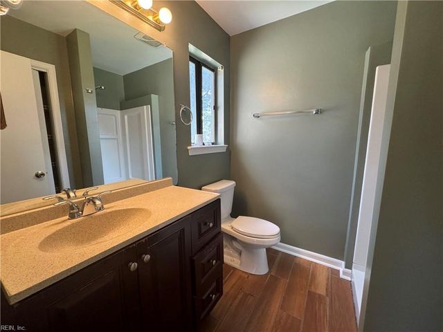 936 Joshua DR, Virginia Beach, VA 23462