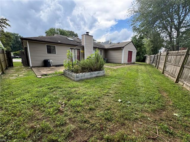 936 Joshua DR, Virginia Beach, VA 23462