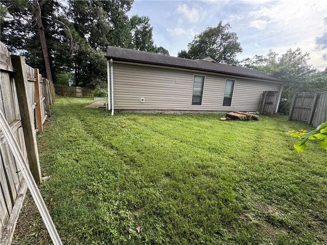 936 Joshua DR, Virginia Beach, VA 23462