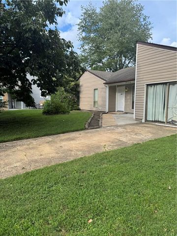 936 Joshua DR, Virginia Beach, VA 23462