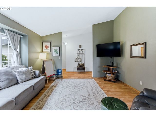4468 FUHRER St Ne, Salem, OR 97305