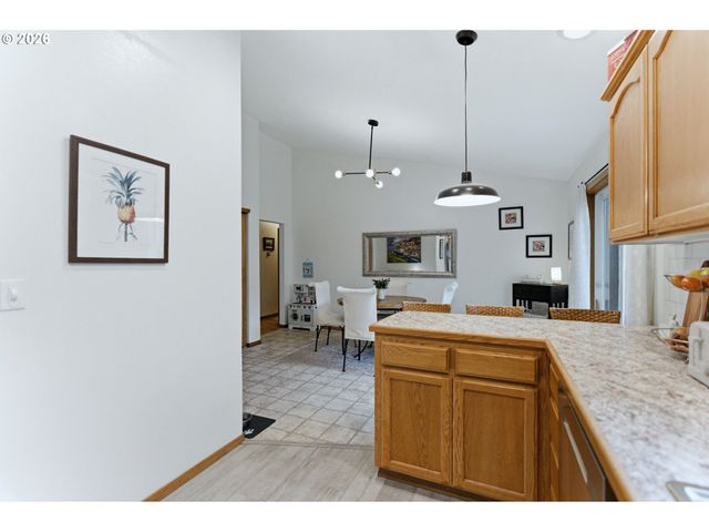 4468 FUHRER St Ne, Salem, OR 97305