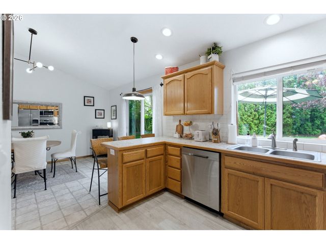 4468 FUHRER St Ne, Salem, OR 97305