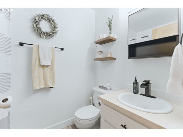 4468 FUHRER St Ne, Salem, OR 97305