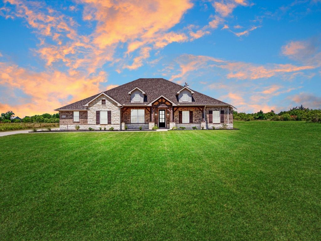 6276 Pyrenean Oak Court, Royse City, TX 75189