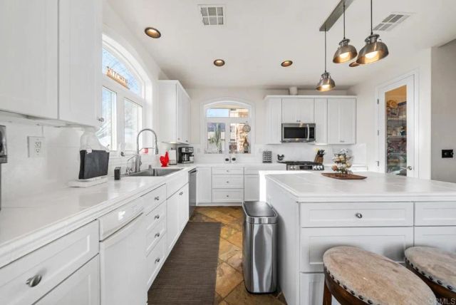 44075 Timber Trail, Hemet, CA 92544