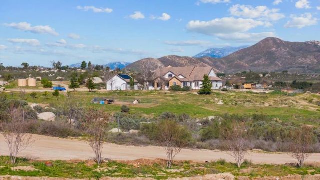 44075 Timber Trail, Hemet, CA 92544